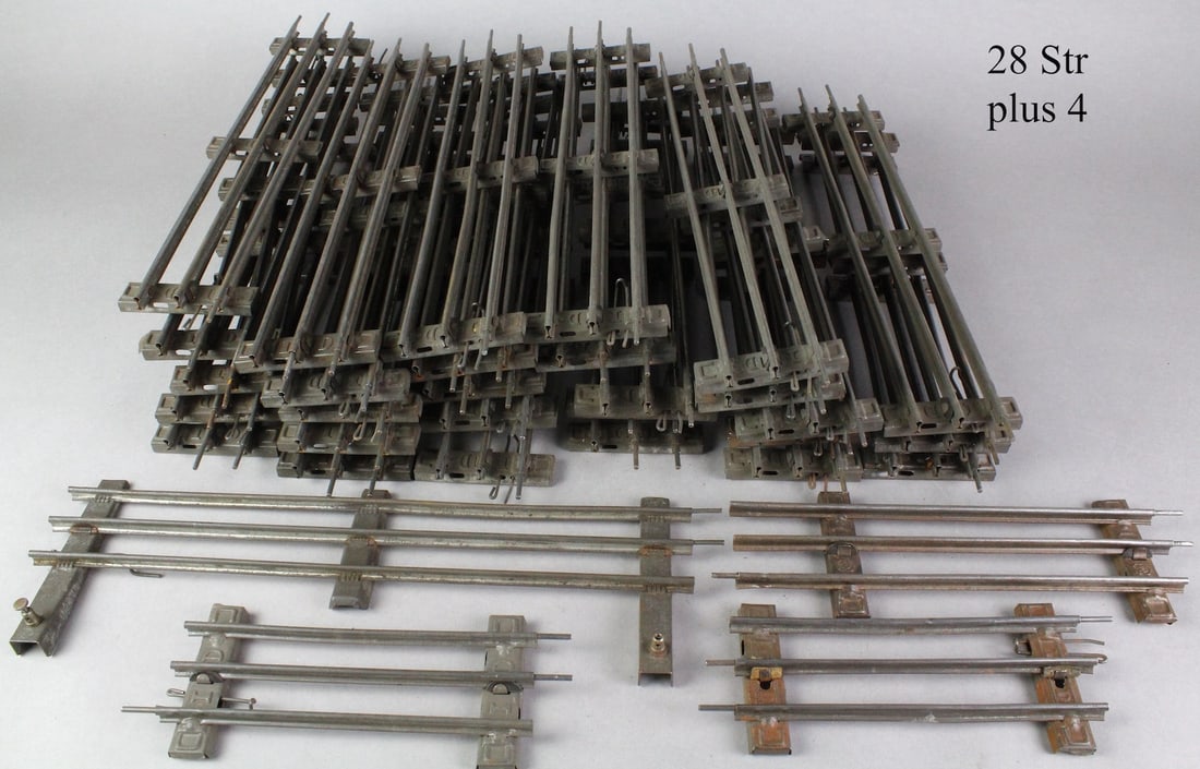 Marklin 1 Gauge 3 Rail Straight Track 32 Original: Marklin 1 Gauge 3 Rail Straight Track 32 Original. 28 Standard and 4 shorter track.
