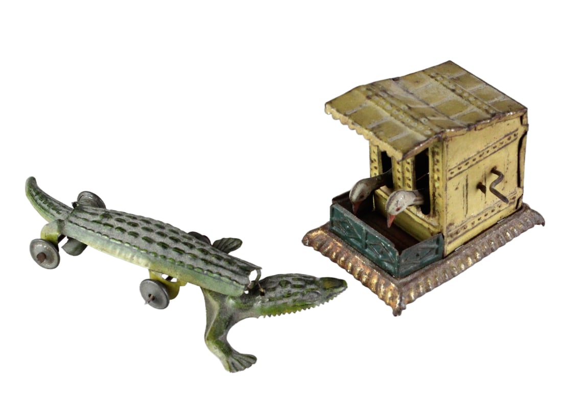 German Tin Penny Toy Aligator & Pecking Geese: German Tin Penny Toy Aligator & Pecking Geese crank toy. 1900s Penny Toys.