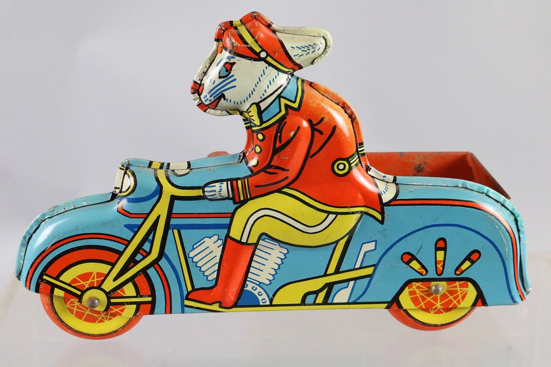 Wyandotte Motorcycle Easter Bunny Tin Litho: Wyandotte Motorcycle Easter Bunny Tin Litho, 9"
