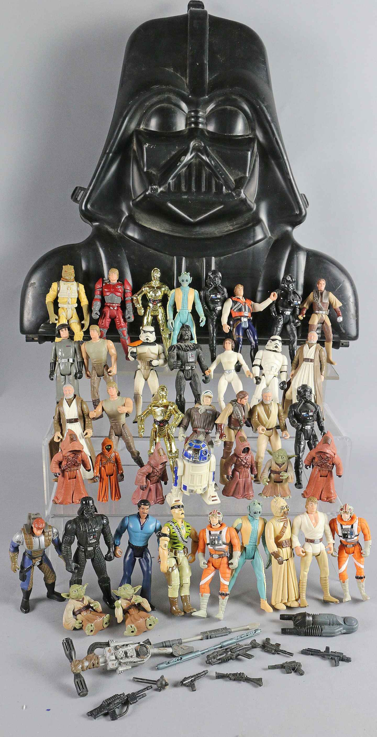 Star Wars Figures w Case: Star Wars Figures w Case