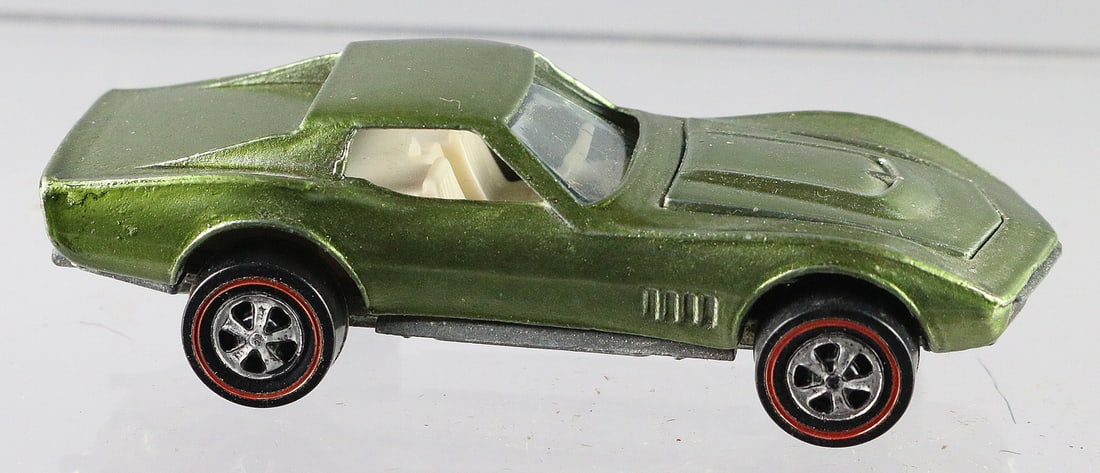 Hot Wheels Double Dare Race Action Set in Box - 11