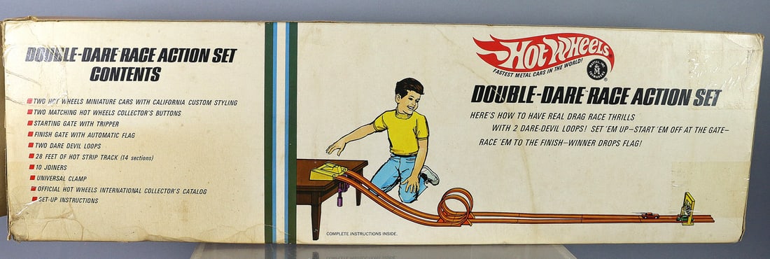 Hot Wheels Double Dare Race Action Set in Box - 14