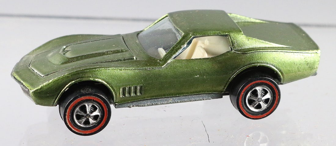 Hot Wheels Double Dare Race Action Set in Box - 8