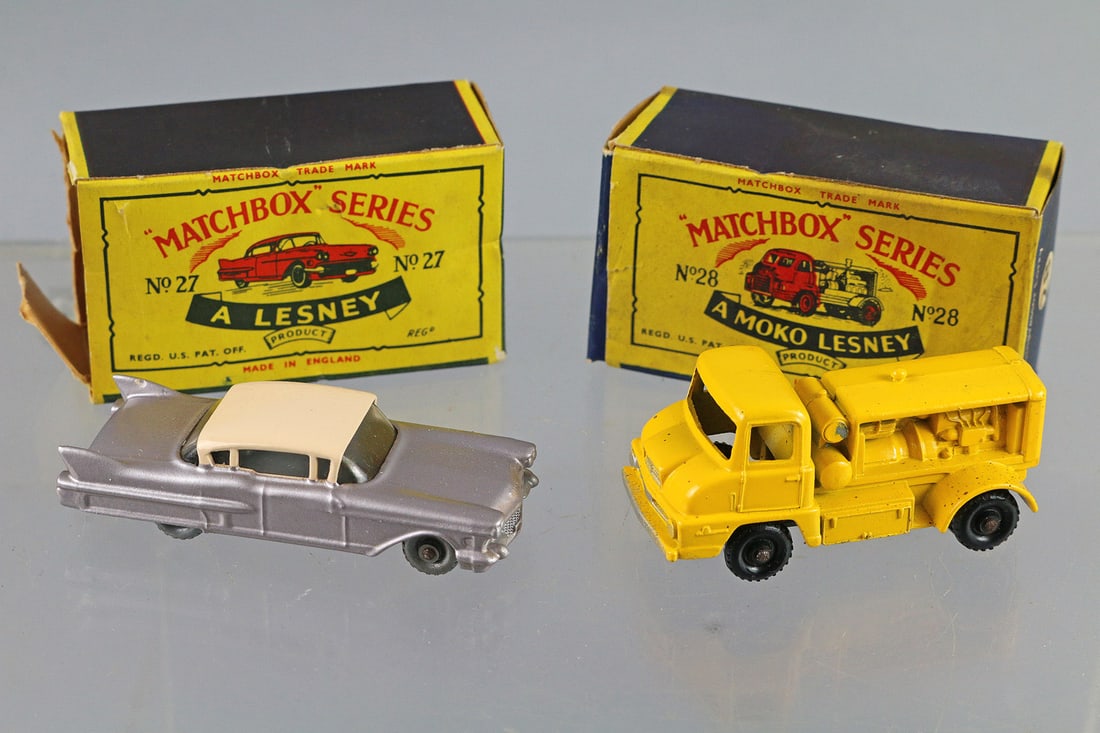 Matchbox Comp Lorry No. 28 Cadillac No. 27 Box NM: Matchbox Comp Lorry No. 28 Cadillac No. 27 Box NM Lot