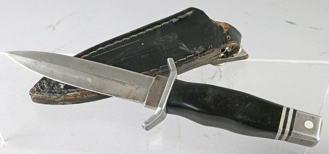 Jet Aer Boot Knife w Quick Release Sheath: Jet Aer Boot Knife w Quick Release Sheath, 1960's Japan, double edged Gerber copy