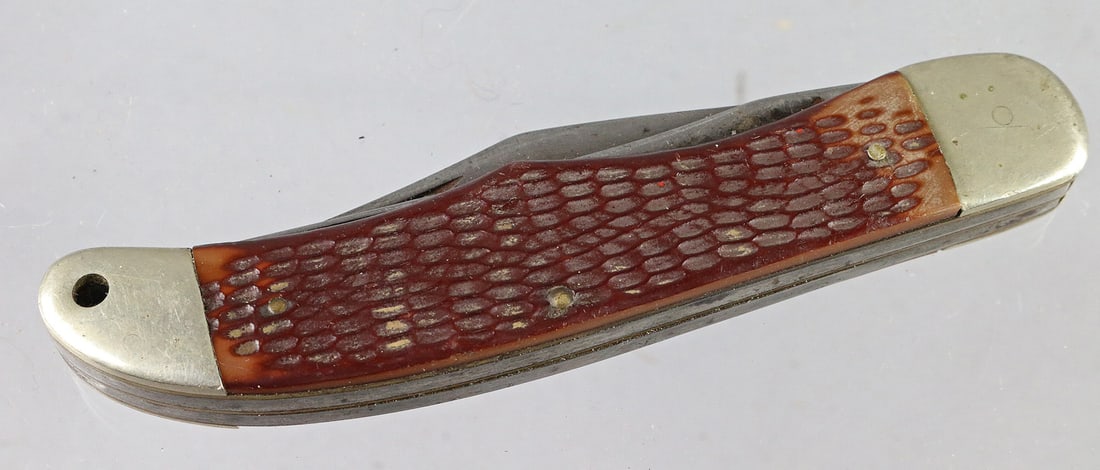 Schrade Walden Hunter Knife NY, circa 1939 (1 of 4)