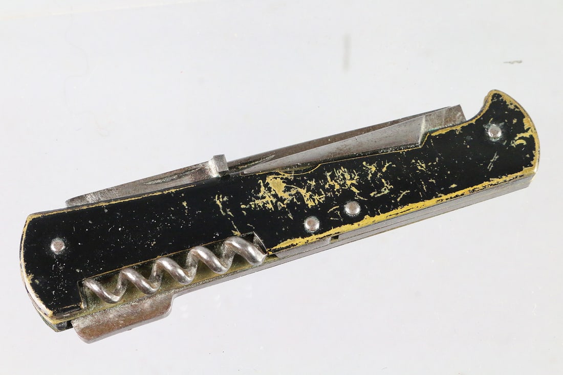 Mercator DRGM Solingen WWII Robert Klaas Knife: Mercator DRGM Solingen WWII Robert Klaas Knife, 4 1/2" blade, brass construction