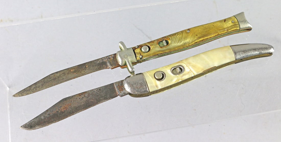 Hammer Brand Schrade Push Button Lot: Hammer Brand Schrade Push Button Lot, 3" blades, non functioning