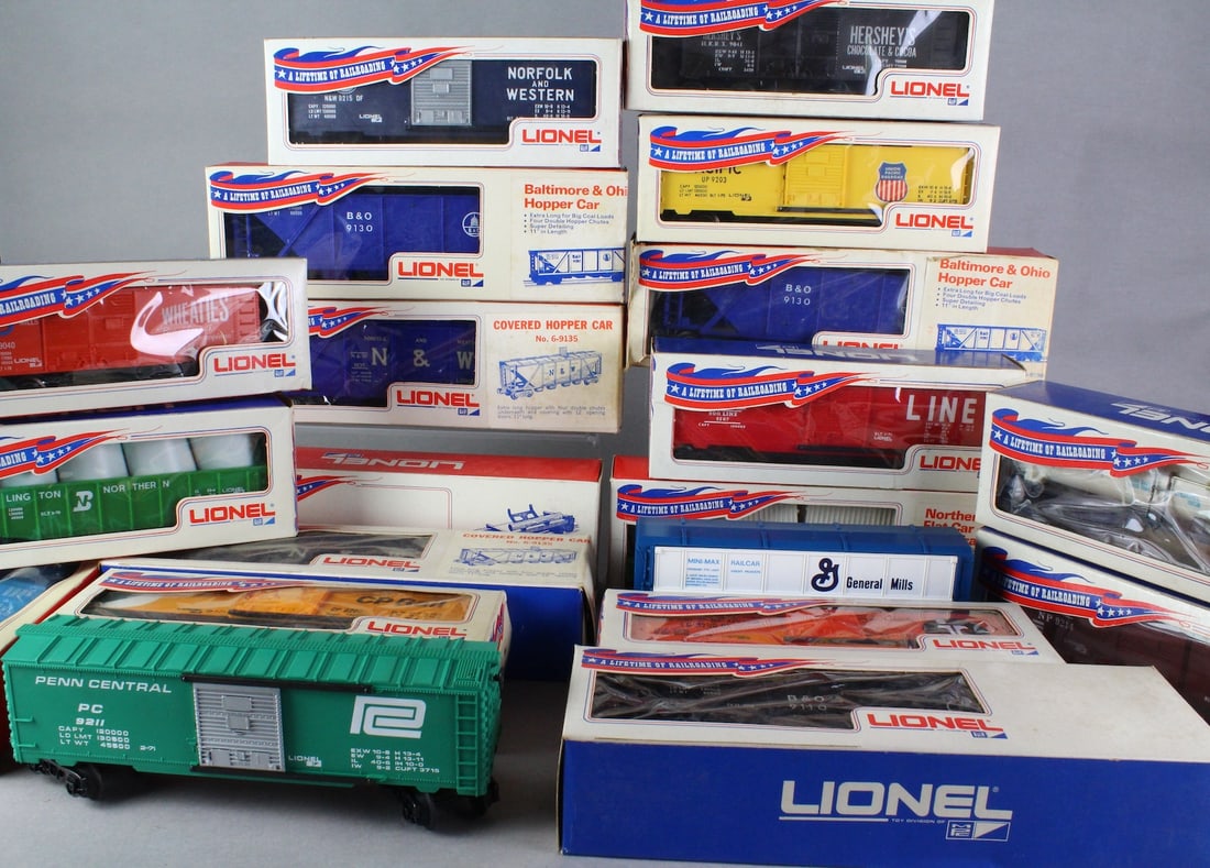 Lionel 20 Rolling Stock Cars in Boxes (1 of 3)