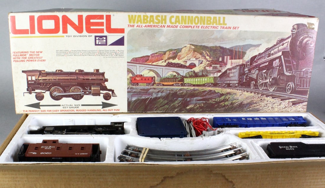 Lionel Wabash Cannonball O27 Train Set in Box (1 of 3)