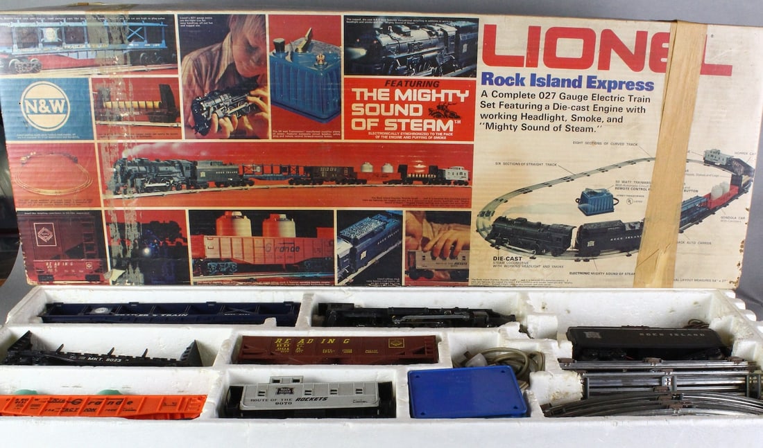 Lionel Rock Island Express O27 Train Set in Box (1 of 3)