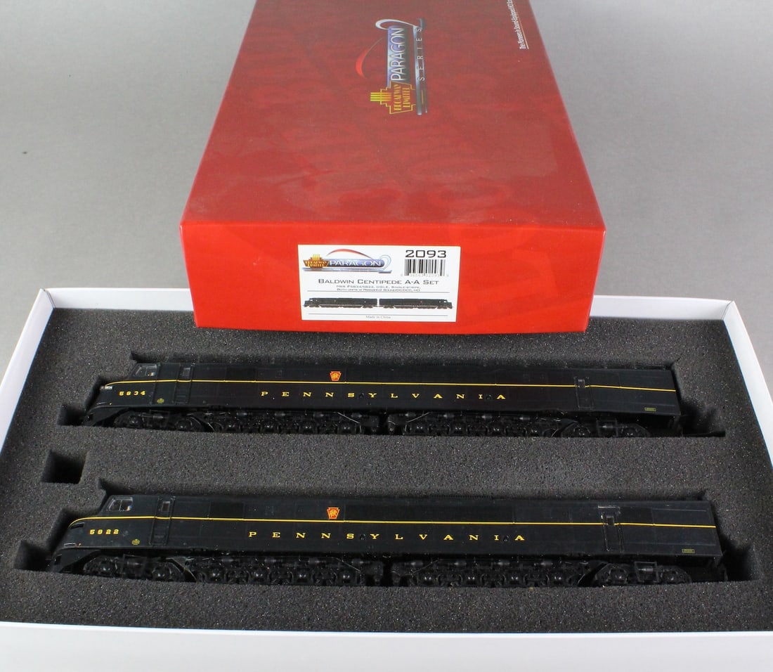 HO Broadway Baldwin Centipede A-A Set PRR in Box (1 of 4)