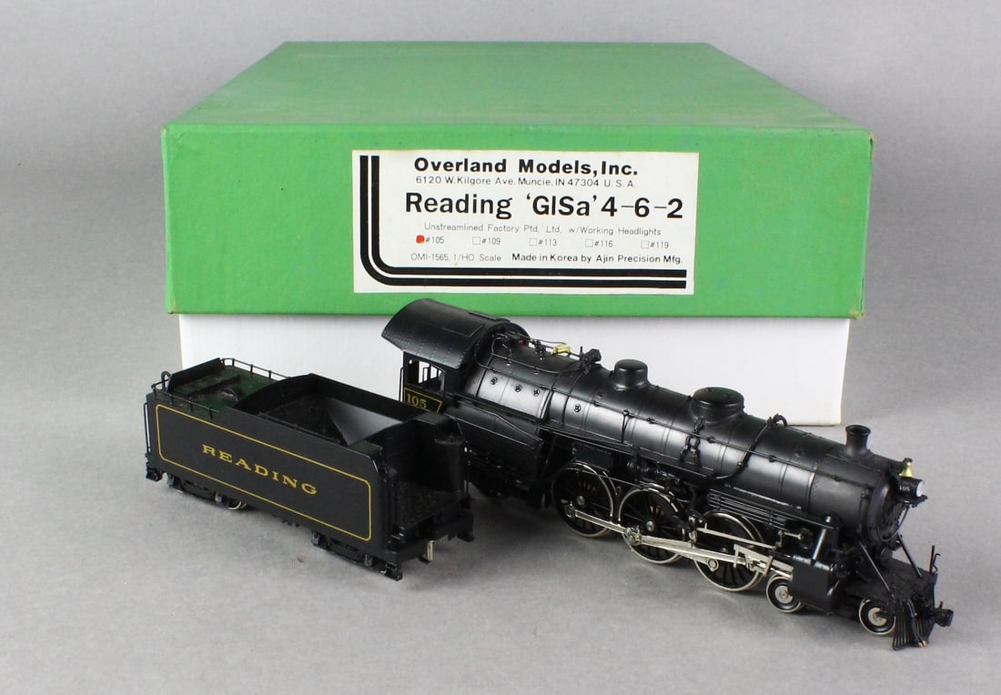 HO Overland Models Reading GISa 4-6-2 #105 in Box: HO Overland Models Reading GISa Locomotive 4-6-2 #105 in Box. Made in Korea by Ajin Precision Mfg. Beautiful set.
