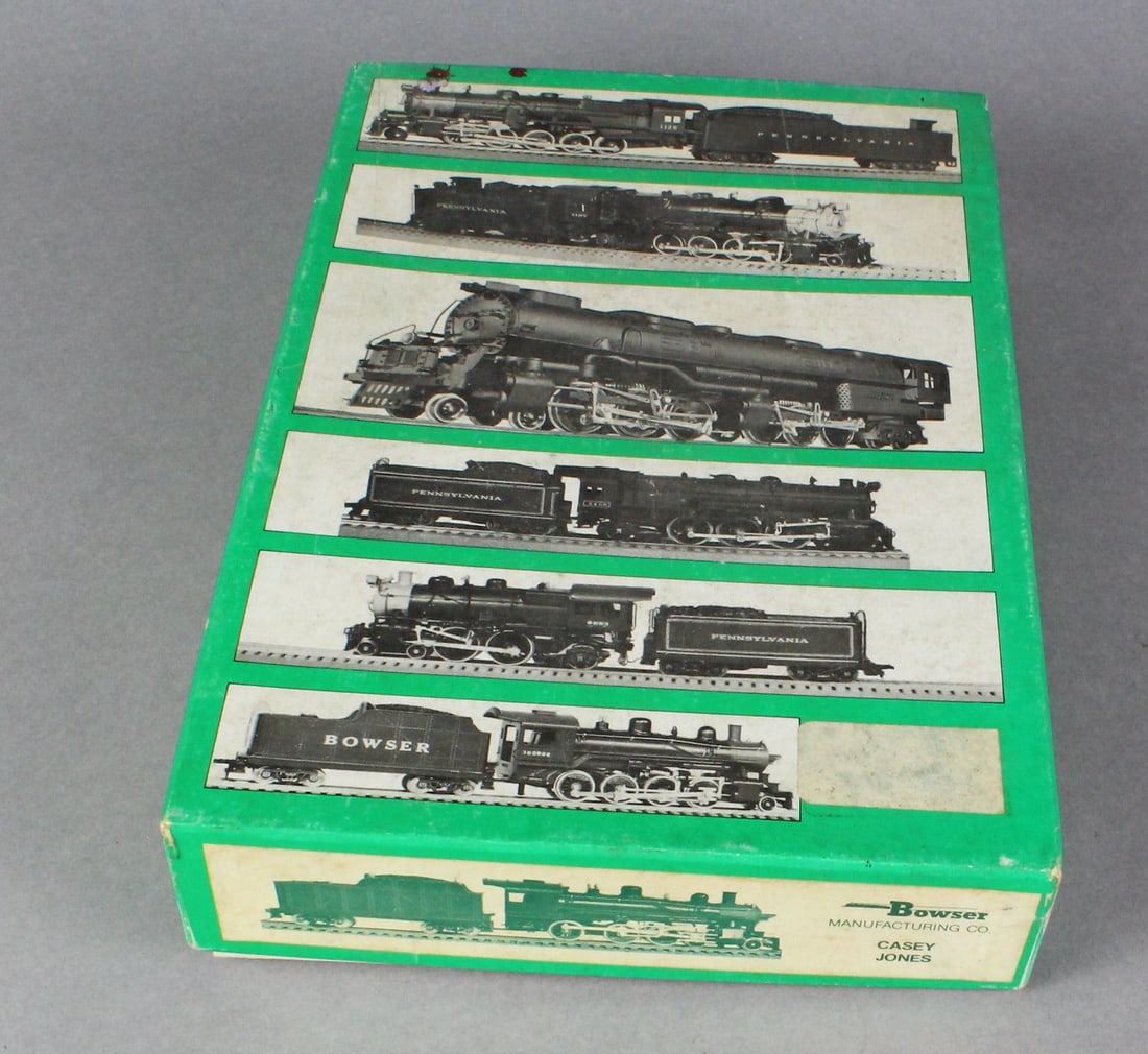 HO Bowser Locomotive Casey Jones 4-6-0 Kit in Box: HO Bowser Locomotive Casey Jones 4-6-0 Kit in Box. Appears Mint in Box with parts and instructions.