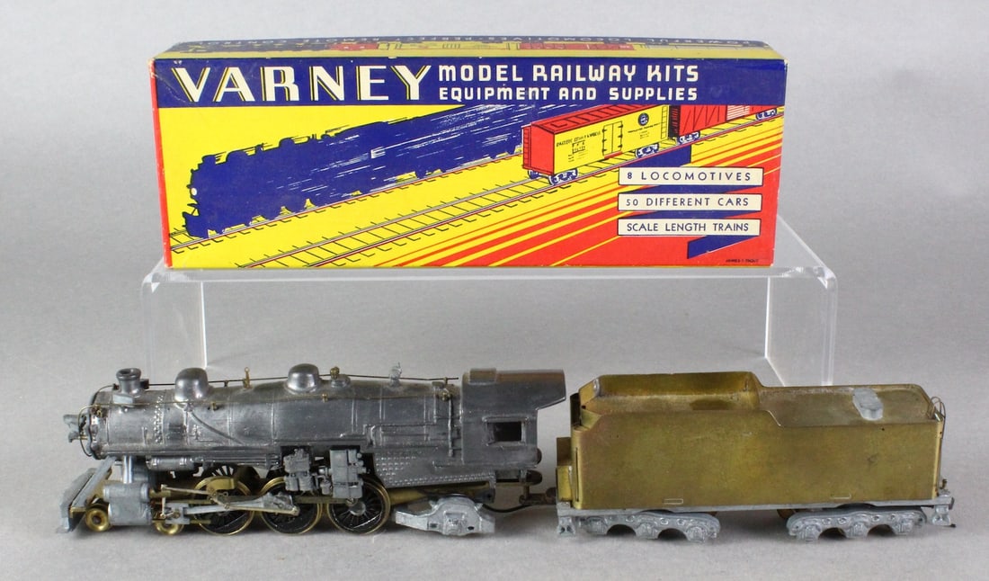 HO Varney Locomotive & Brass Tender & Box (1 of 4)