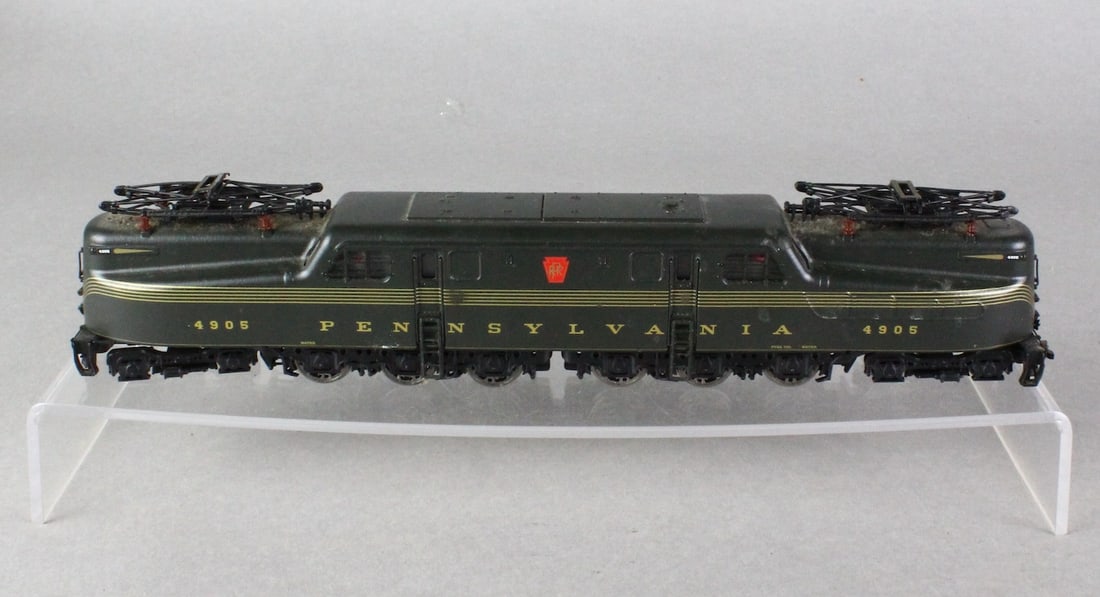 HO Broadway Ltd Locomotive PRR GG1 #4905 (1 of 4)