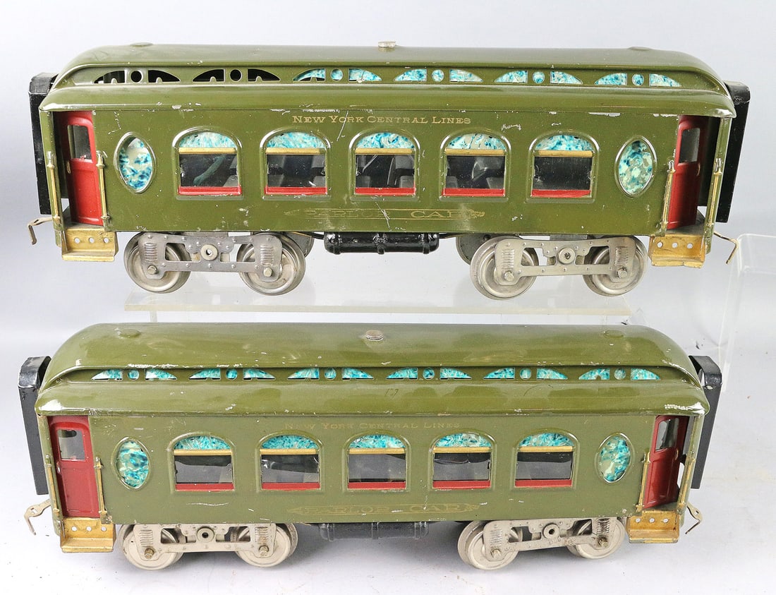 Lionel Pre-War 18 Parlor Car Lot (1 of 3)