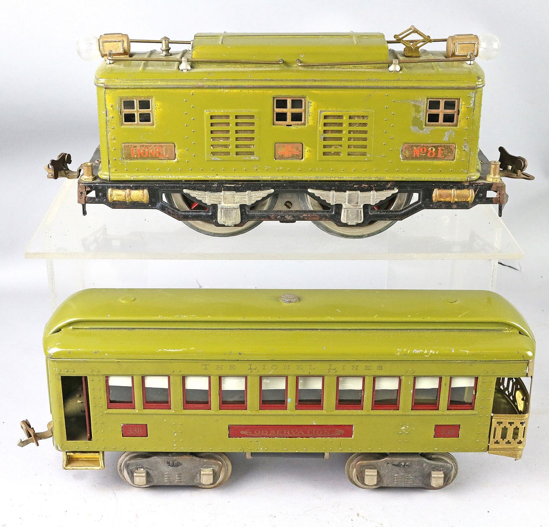 Lionel No 8E Loco, 338 Observation Car Lot (1 of 3)