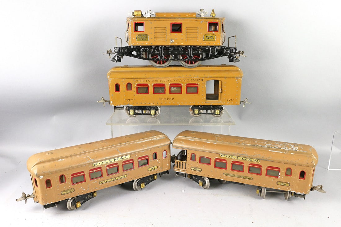 Ives 3236 Loco, 170, 185, 186 Cars (1 of 3)