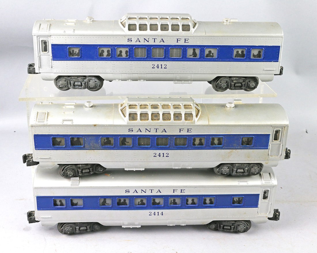 Lionel Santa Fe Vista Car Lot (1 of 2)
