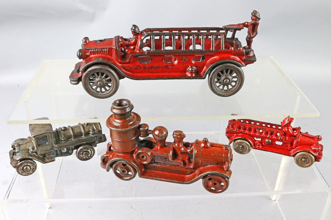 Cast Iron Fire Pumper Lot (1 of 2)