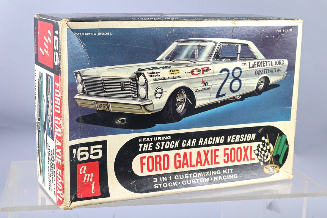 AMT 65 Ford Galaxy 500XL Stock Car (1 of 2)