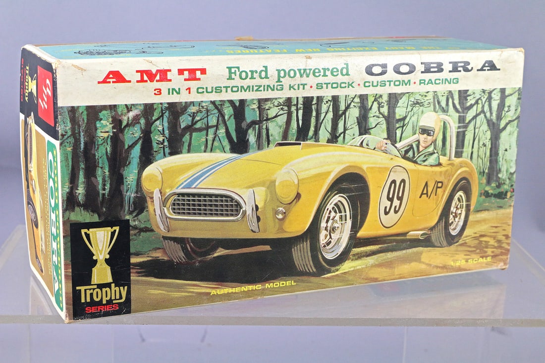 AMT Shelby Cobra AC Model (1 of 2)