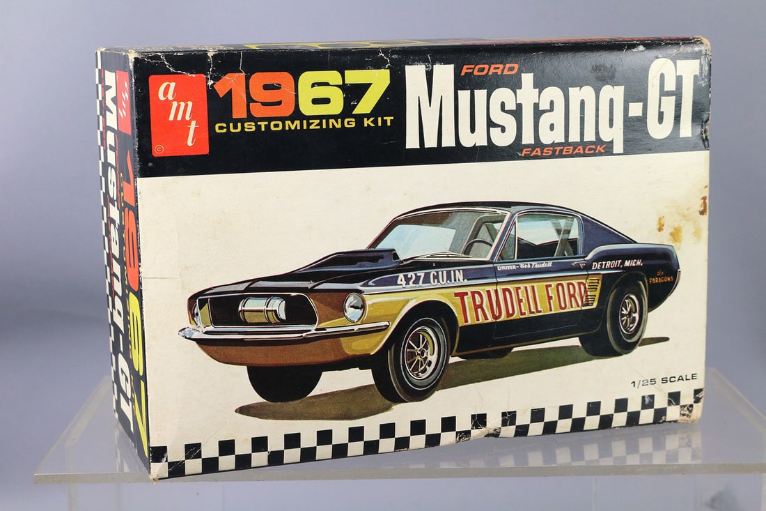 AMT Ford Mustang GT 500 Fastback Model (1 of 2)