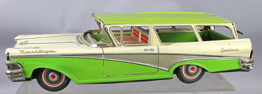 Japan ATO Ford Fairlaine Ranch Wagon (1 of 4)