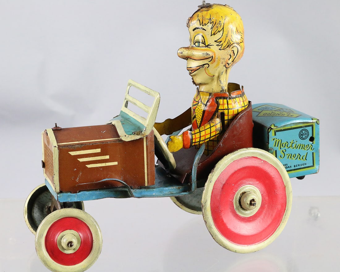 Marx Mortimer Snerd Wind Up Car (1 of 3)