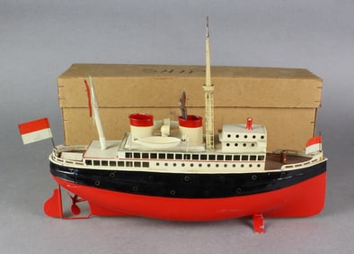 Fleischmann German Ocean Liner Ship In Box