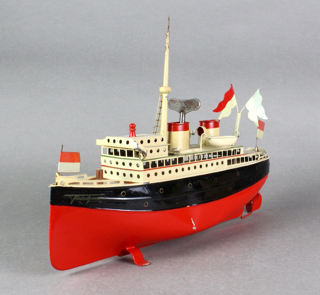 Fleischmann German Ocean Liner Ship In Box - 3