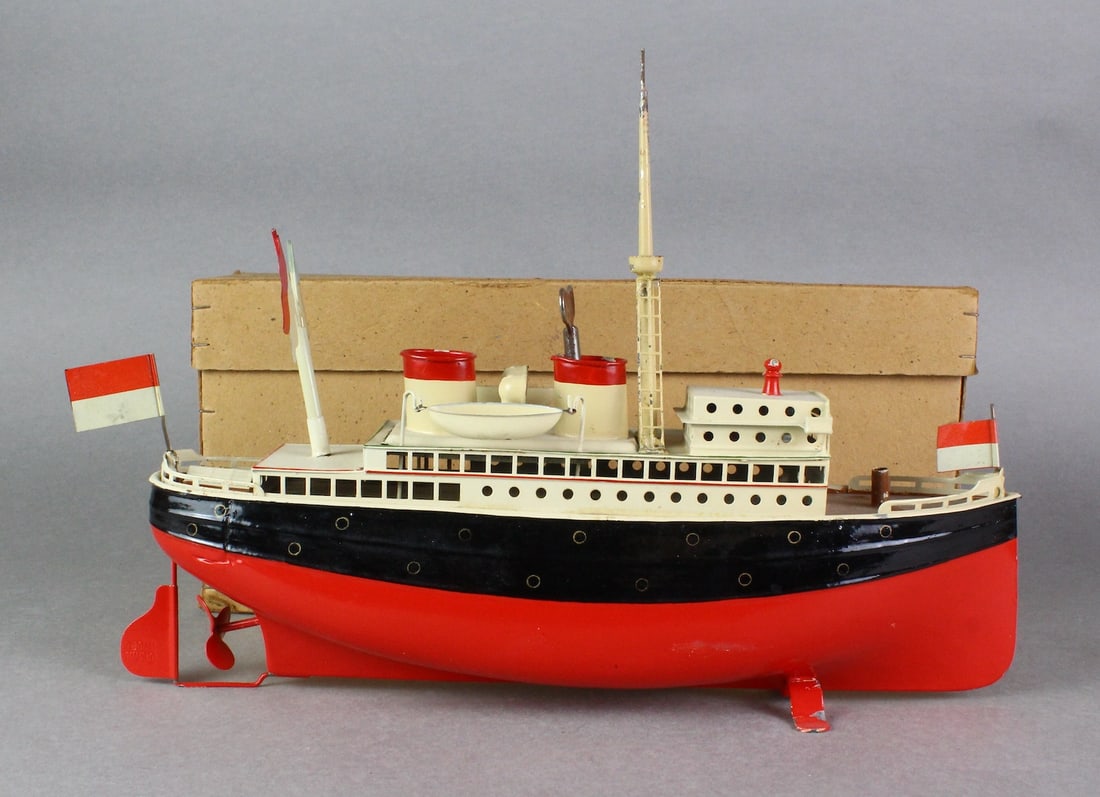 Fleischmann German Ocean Liner Ship In Box - 7