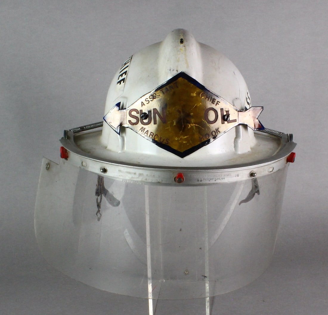 Sun Oil Marcus Hook PA Fire Helmet Assist Chief (1 of 6)