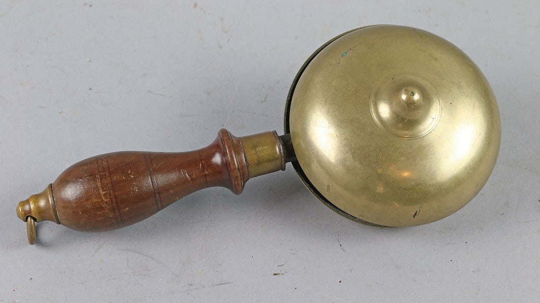 1890s Fire Fighter Hand Held Alarm Bell (1 of 2)