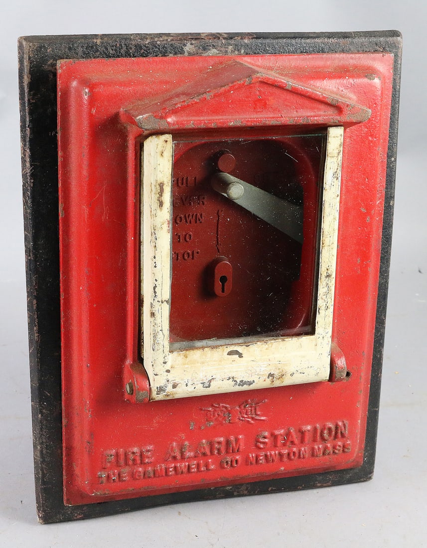 Gamewell Fire Alarm Station (1 of 2)