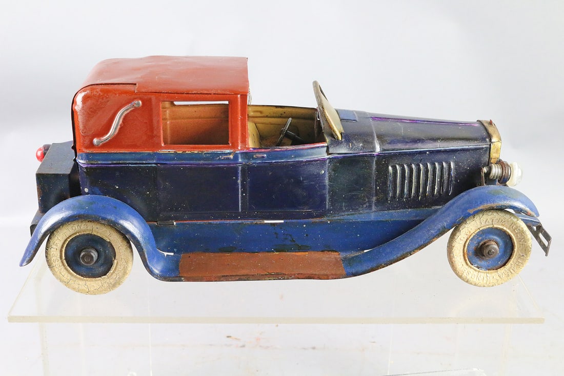 Kingsbury Cabriolet Town Car (1 of 4)