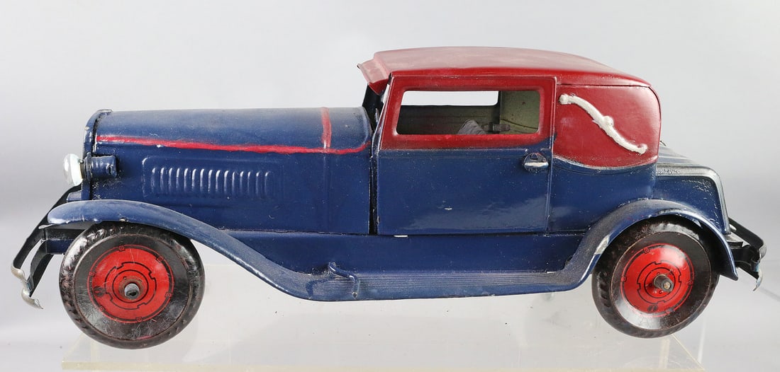 1930s Large Tin Coupe (1 of 4)