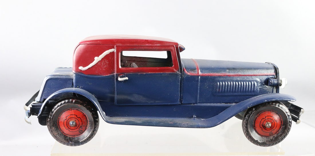1930s Large Tin Coupe - 3