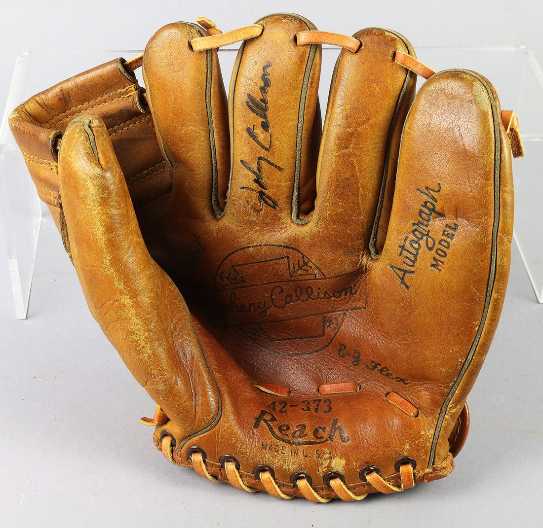 Reach Johnny Callison Signed Baseball Glove (1 of 2)