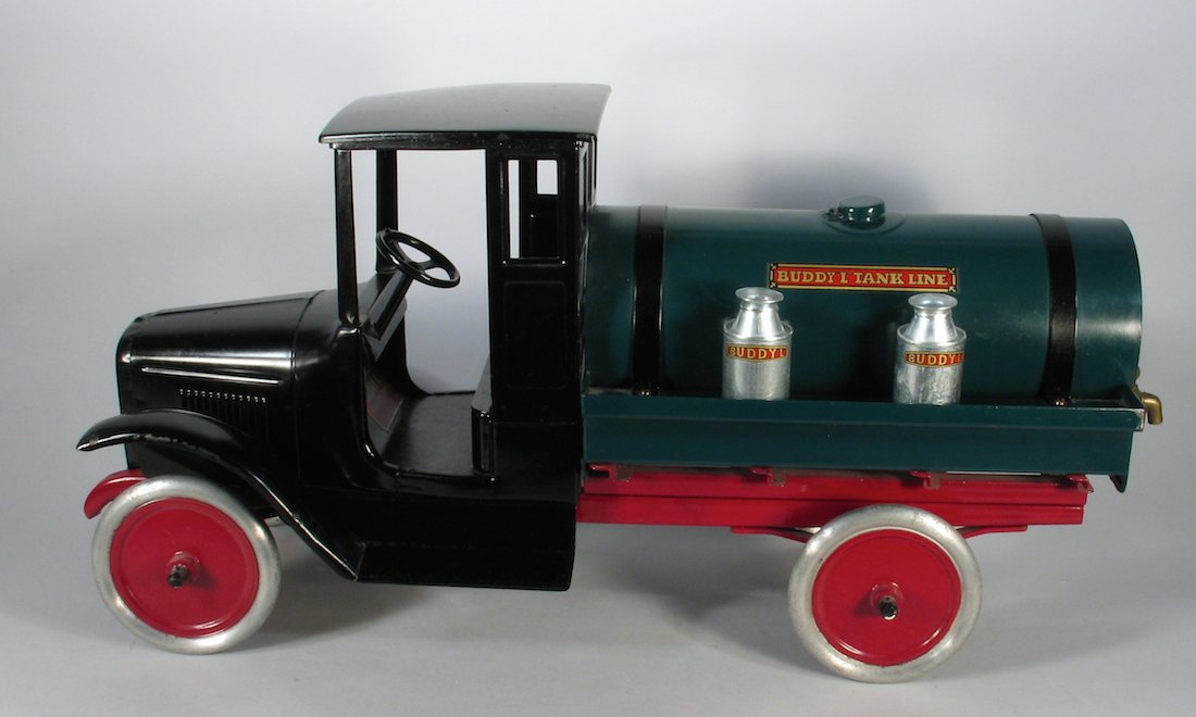 1920s Buddly L Tank Lines Tanker Truck: Pressed Steel Tank Truck with Buddy L Milk cans. High end restoration truck measures 25 inches long.