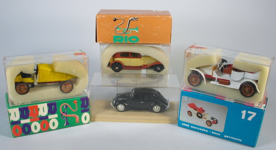RIO Die-cast boxed cars.: Four RIO cars mint in the boxes. Alfa Romeo 19, Gran Prix Inglese 56 Buchet, Mercedes Benz 17, VW beetle.