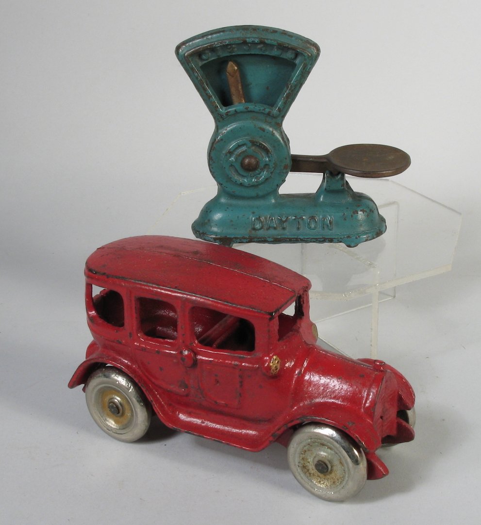 Hubley Cast Iron Sedan and Kilgore Scale (1 of 2)