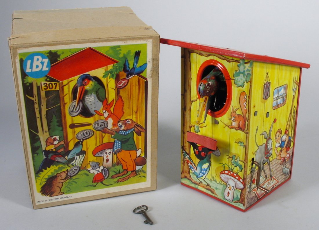 German Birdhouse Bank Mint in Box with Key (1 of 2)