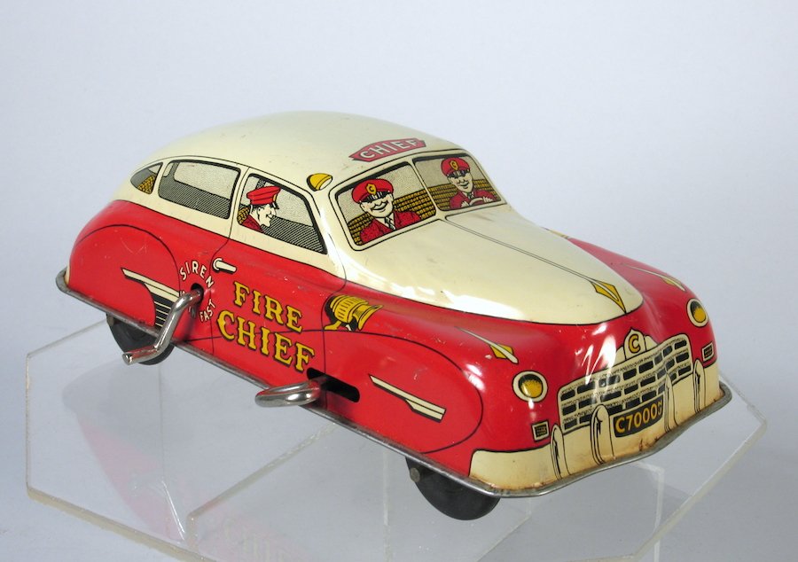 1950s Courtland Tin Fire Chief Car (1 of 3)
