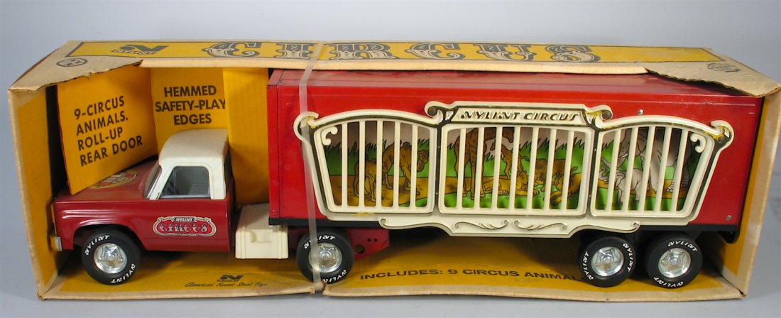 Nylint Metal Circus Truck Mint in Box (1 of 3)