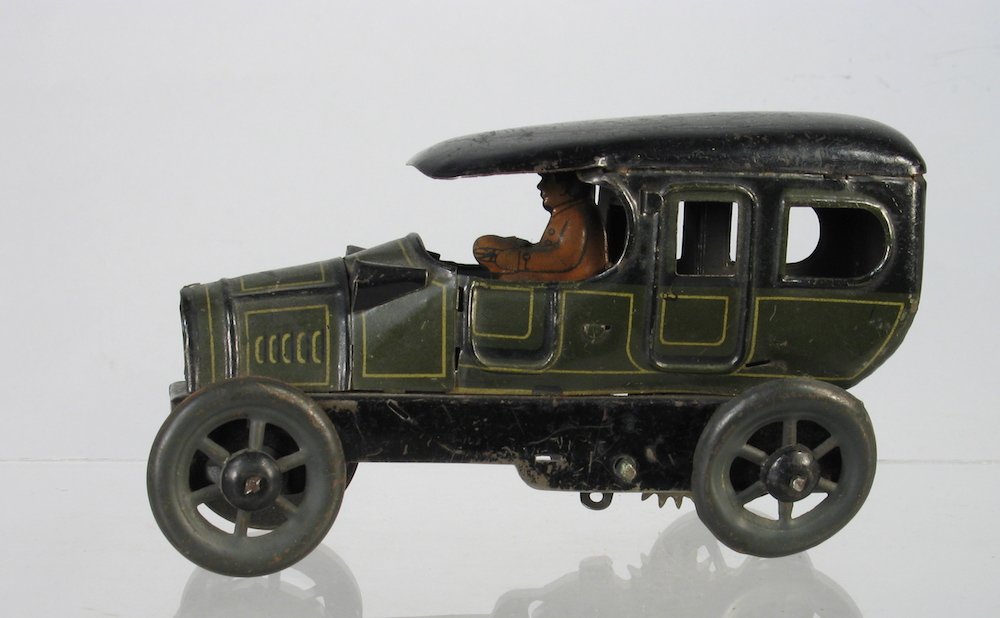 Fischer German Tin Limousine with Driver (1 of 2)