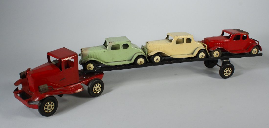 Wyandotte Car Carrier Hauler Truck & 3 Cars 23" (1 of 2)
