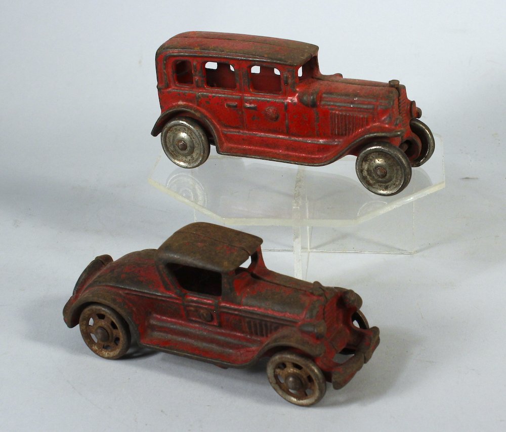 1930s Cast Iron Limousine and Coupe: 1930s Cast Iron Limousine and Coupe. Longest is 5 inches.