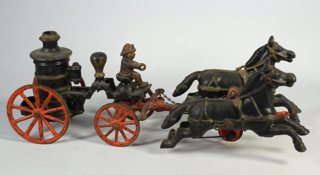 Cast Iron 2 Horse Team Driven Fire Pumper 13 1/2" (1 of 2)
